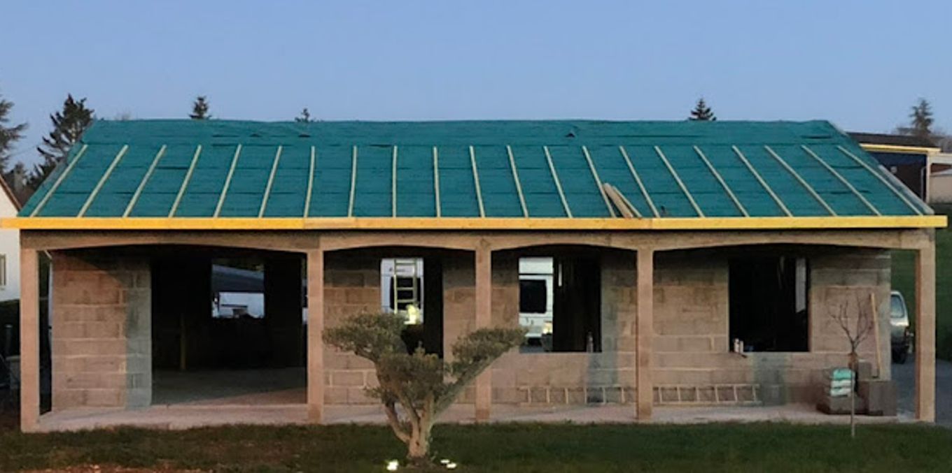 Toiture avant rénovation à Hiersac