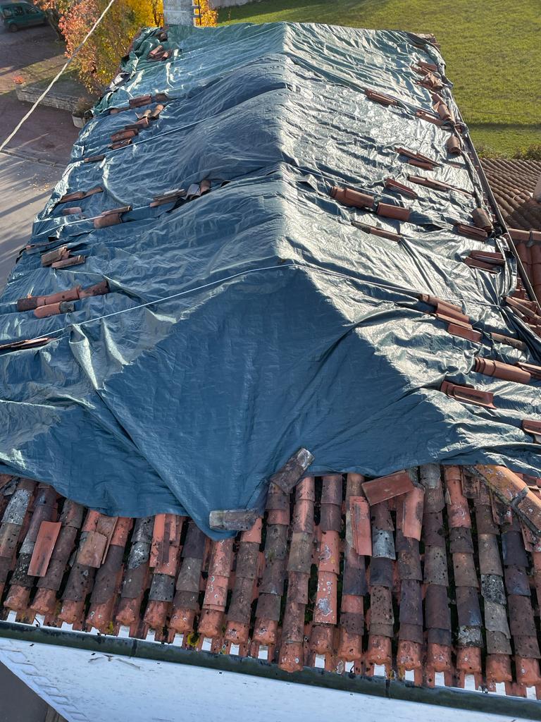 Intervention urgence fuite toiture ruffec 16700