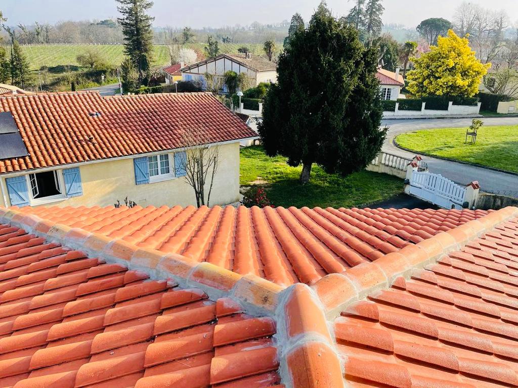 Maconnerie de toiture ruffec 16700